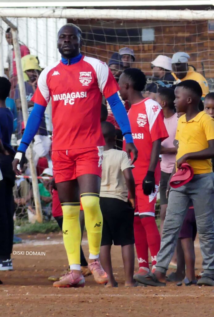 If you've been following the Shaka Easter Soccer Tournament, one name keeps coming up: Laudry Mukaba. The striker has been turning heads on the local scene, with fans and photographers taking notice. --- ## What They're Saying 🗣️ **Kamogelo Boikhutso:** *"Laudry Mukaba 🙏 this one is very Deadly and Dangerous... Yhooo 🔥💯🤞"* 🗣️ **KaSi Snap:** *"Congo striker on Kasi soil 🇨🇩🔥 Mukaba was cooking defenders 🍳⚽💯"* Whether the "Congo striker" tag is nickname or heritage, the message is clear: defenders are struggling to contain him. --- ## Playing Style From the comments, Mukaba brings: - Physical presence — strong, hard to knock off the ball - Finishing ability — described as "deadly" in front of goal - Pace — leaving defenders behind - Flair — the kind of striker who makes fans pull out their phones One commenter simply called him *"dangerous."* --- ## What's Next With tournaments like Shaka Easter Games ongoing, Mukaba has a platform to showcase his talent to an even wider audience. If he continues at this pace, it won't be long before scouts start paying attention. Laudry Mukaba | Kasi Football | Shaka Easter Games